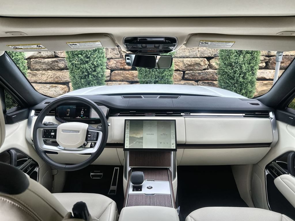 New 2026 Land Rover Range Rover SE AWD/4WD image 12