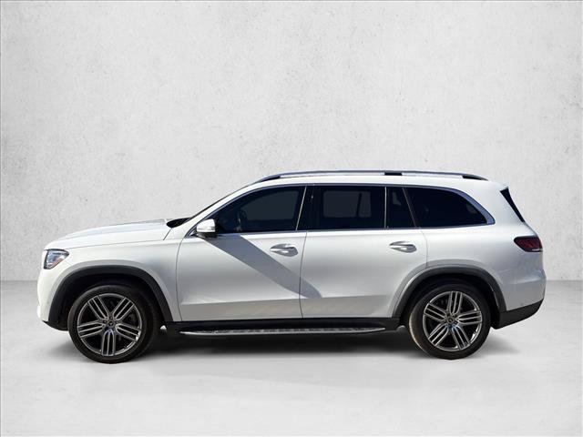 Used 2021 Mercedes-Benz GLS 450 4MATIC image 2