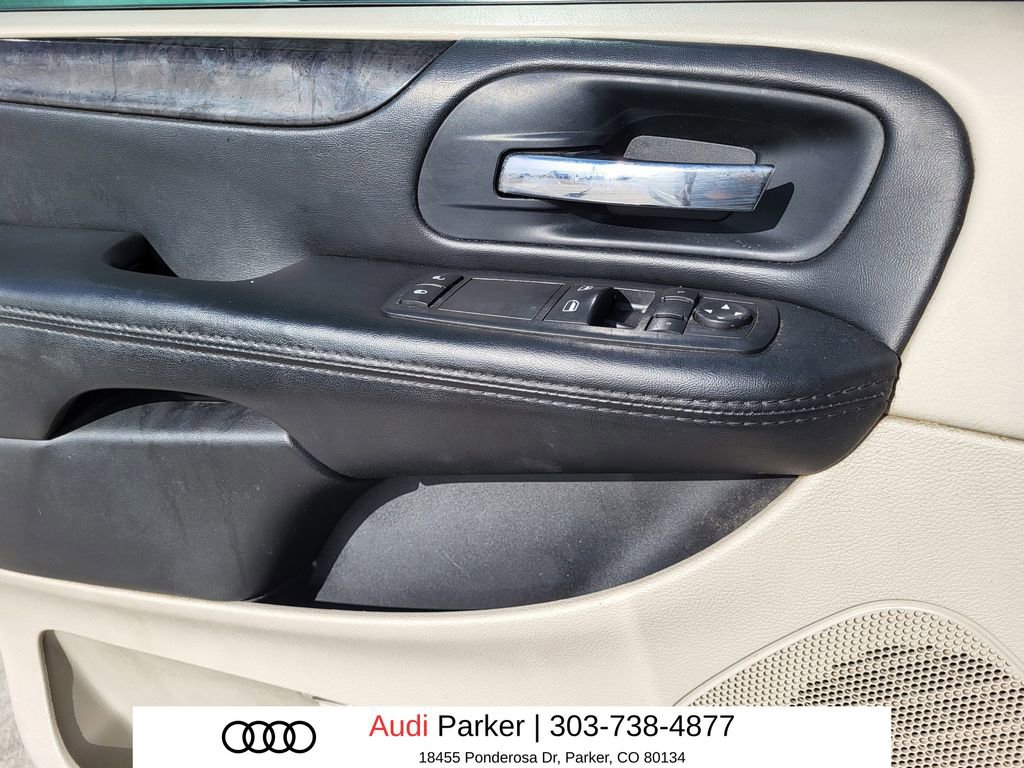 Used 2016 Dodge Grand Caravan SE w/ Quick Order Package 29E SE image 6