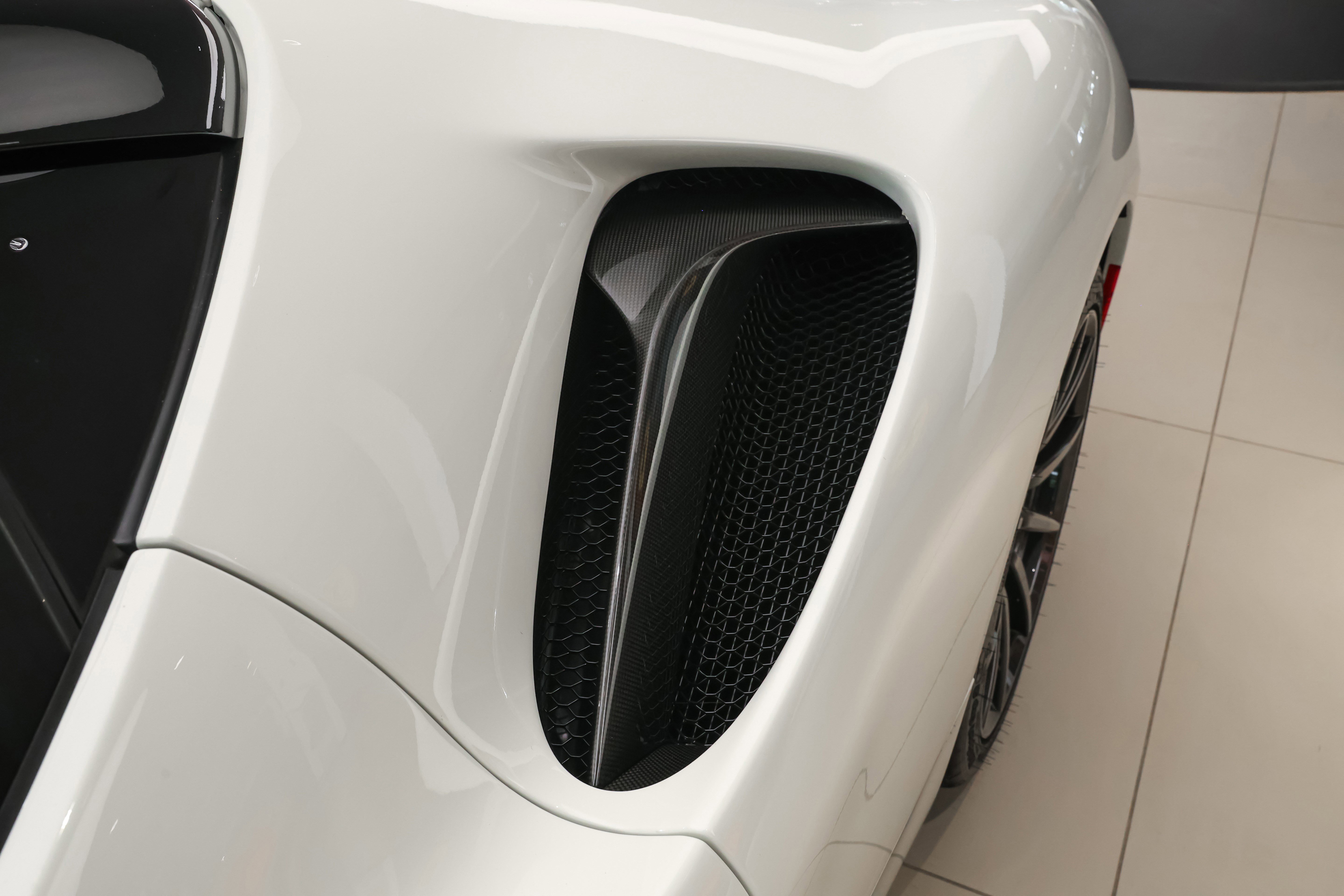 Used 2023 Ferrari SF90 Stradale image 19