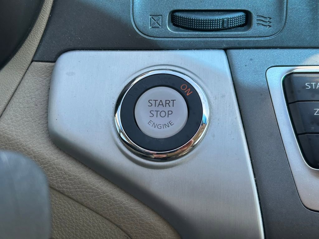 Used 2014 Nissan Murano SV w/ Value Package image 28