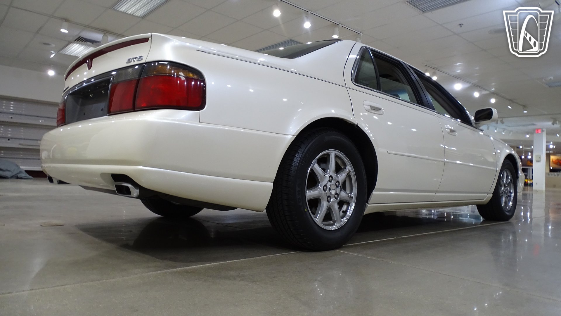 Used 2000 Cadillac Seville STS w/ Convenience Pkg FWD image 16