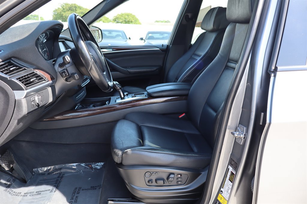 Used 2011 BMW X5 xDrive50i AWD/4WD image 14