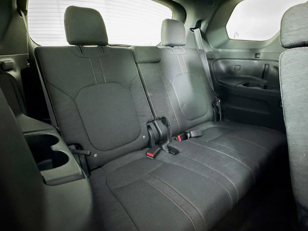 Used 2025 Honda Pilot Sport image 35