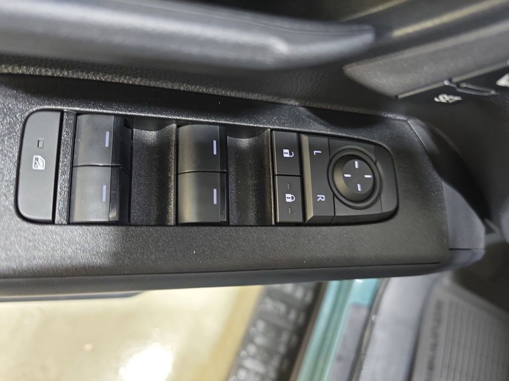 Certified 2025 Toyota 4Runner TRD Off-Road Premium image 32