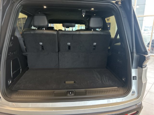 New 2026 Jeep Grand Wagoneer Limited w/ Convenience Group I AWD/4WD image 46