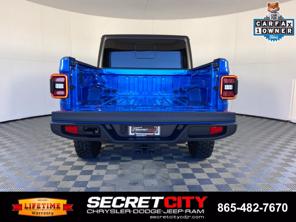 Used 2025 Jeep Gladiator Mojave AWD/4WD image 30