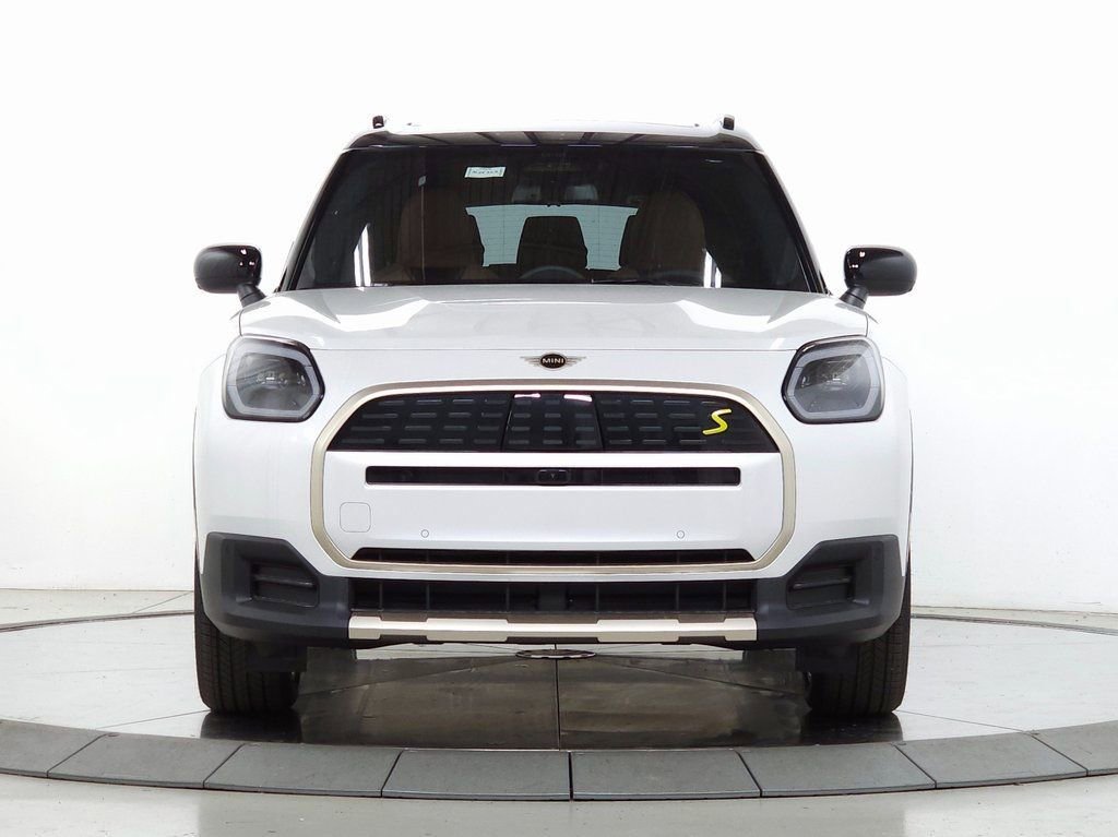 New 2025 MINI Cooper Countryman SE w/ Comfort Package Max image 2