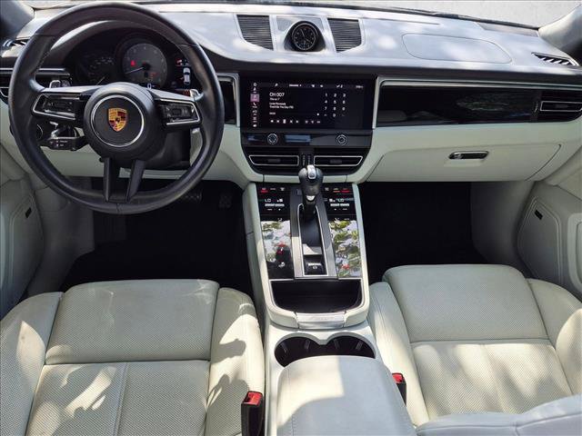 Used 2022 Porsche Macan S AWD/4WD image 16