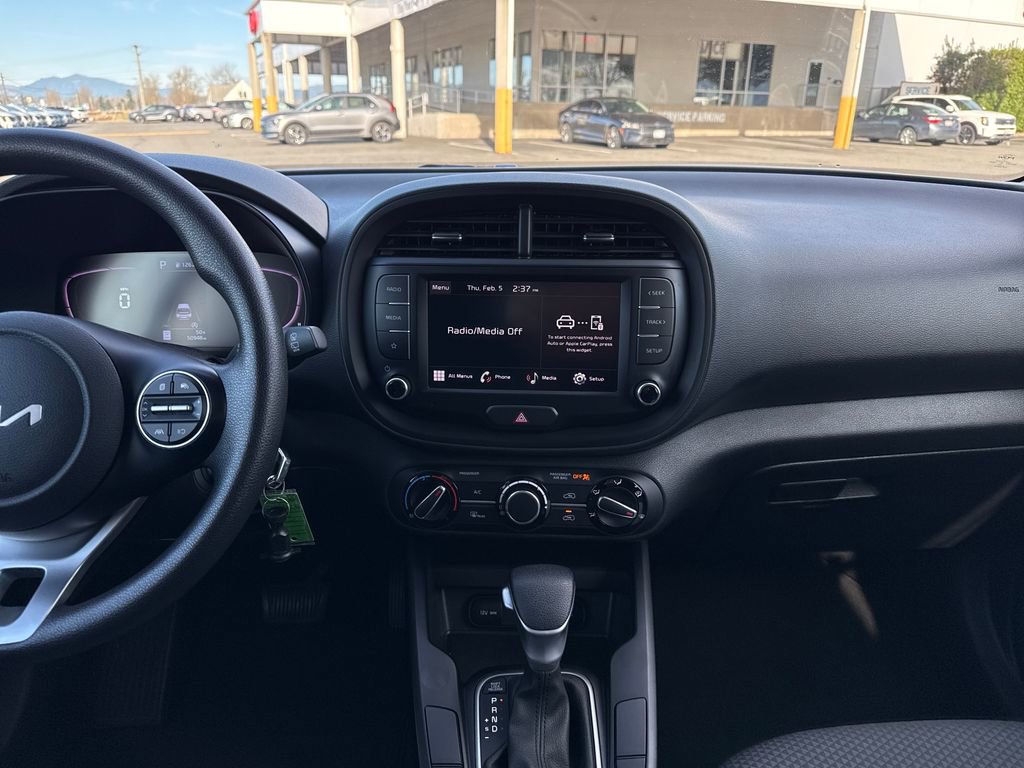 Certified 2023 Kia Soul LX w/ LX Technology Package image 23