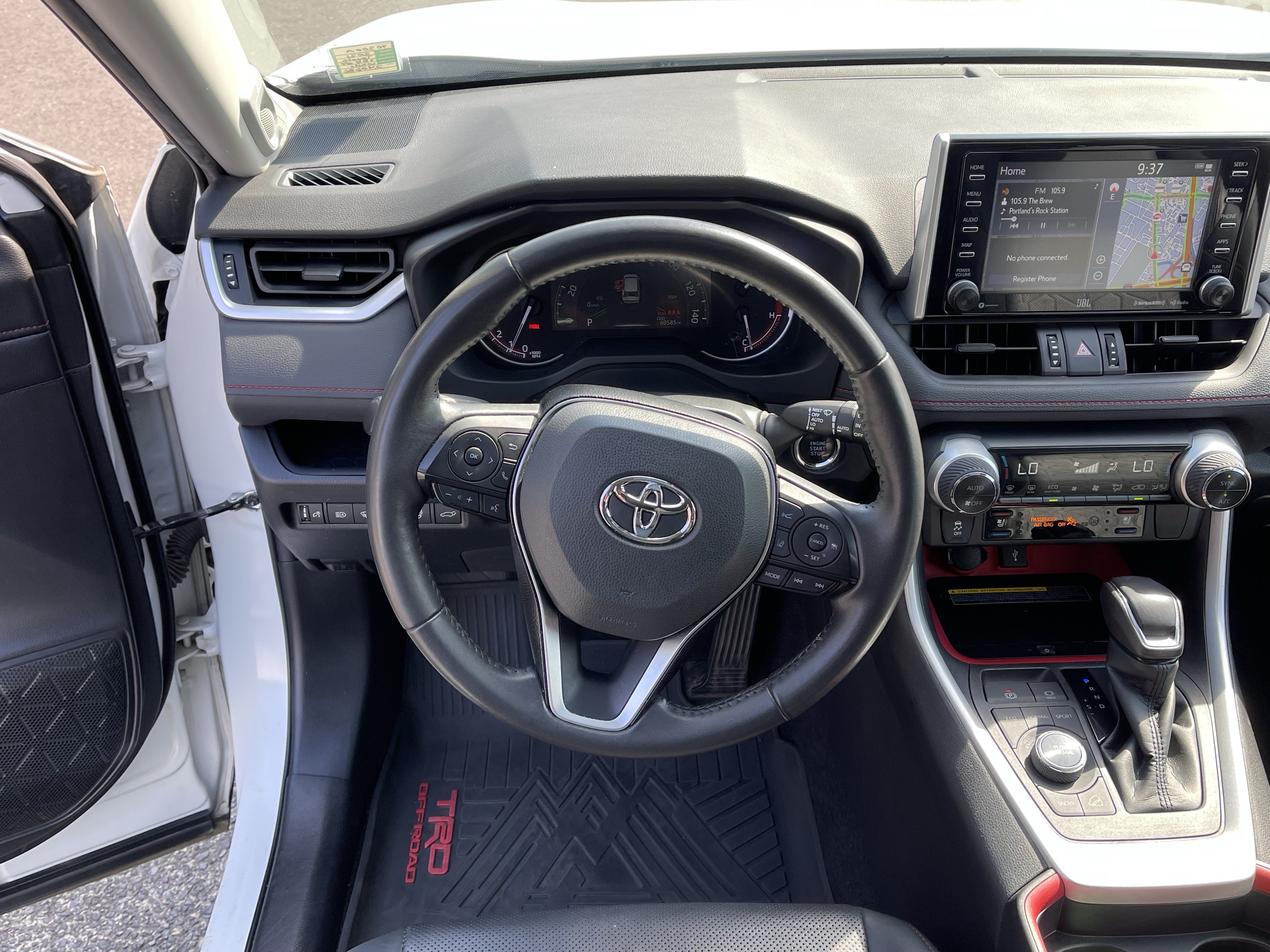 Certified 2021 Toyota RAV4 TRD Off-Road AWD/4WD image 11