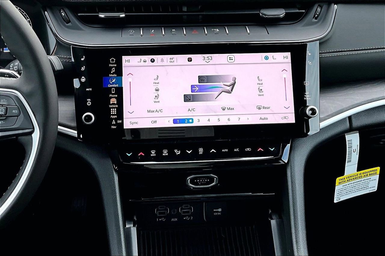 New 2026 Jeep Grand Cherokee Limited image 12