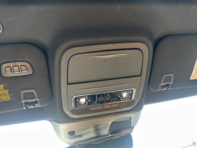 Used 2020 Lincoln Corsair Reserve image 23