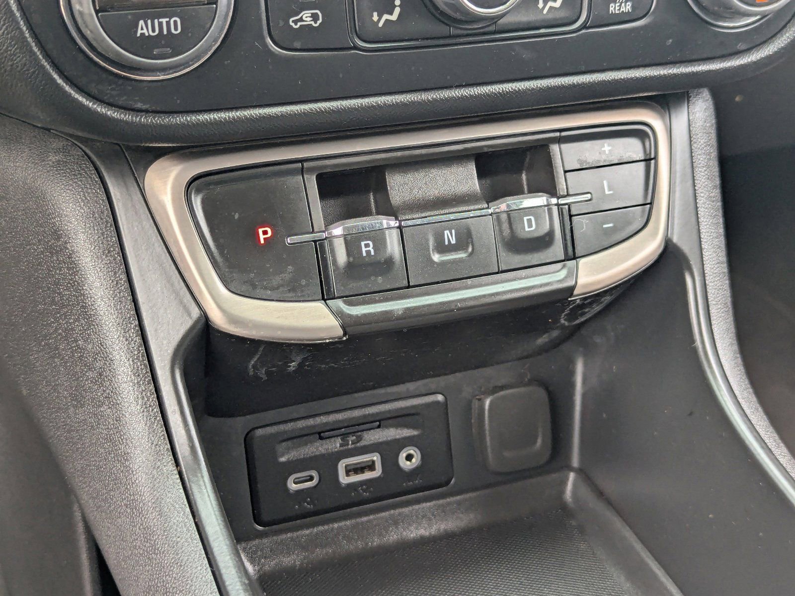 Certified 2023 GMC Terrain Denali AWD/4WD image 27