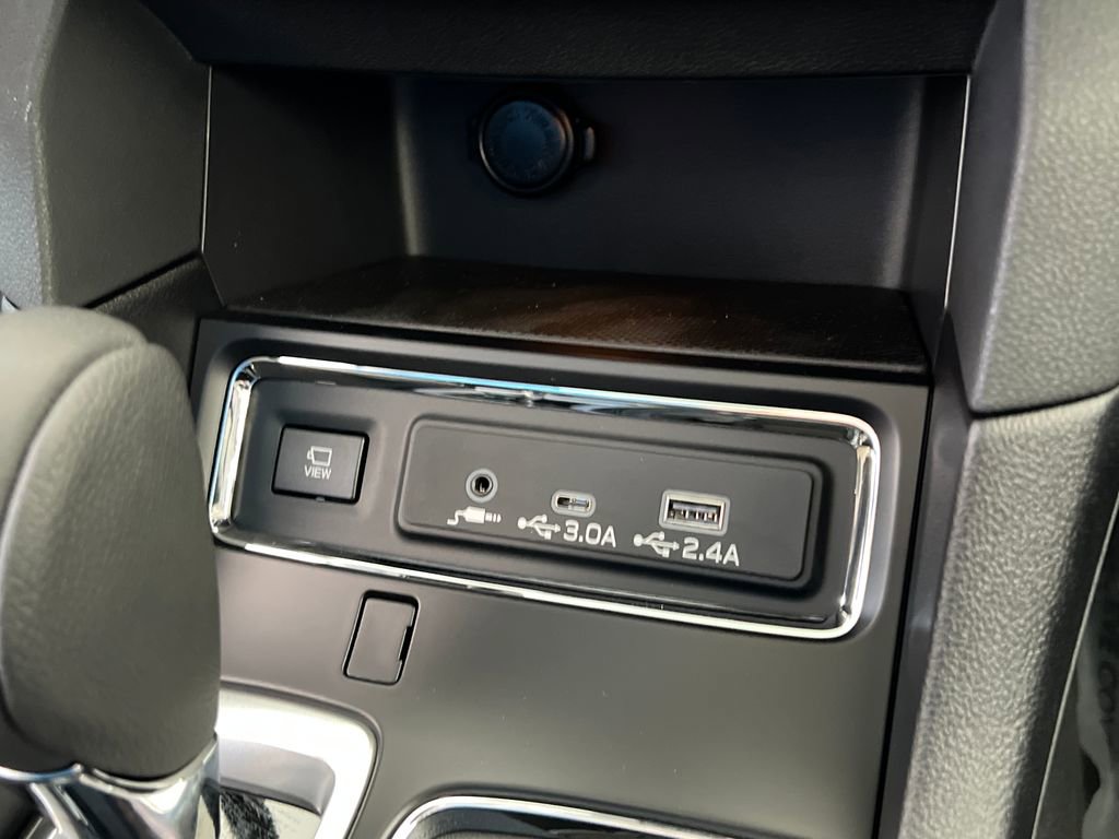 New 2026 Subaru Ascent Limited AWD/4WD image 30