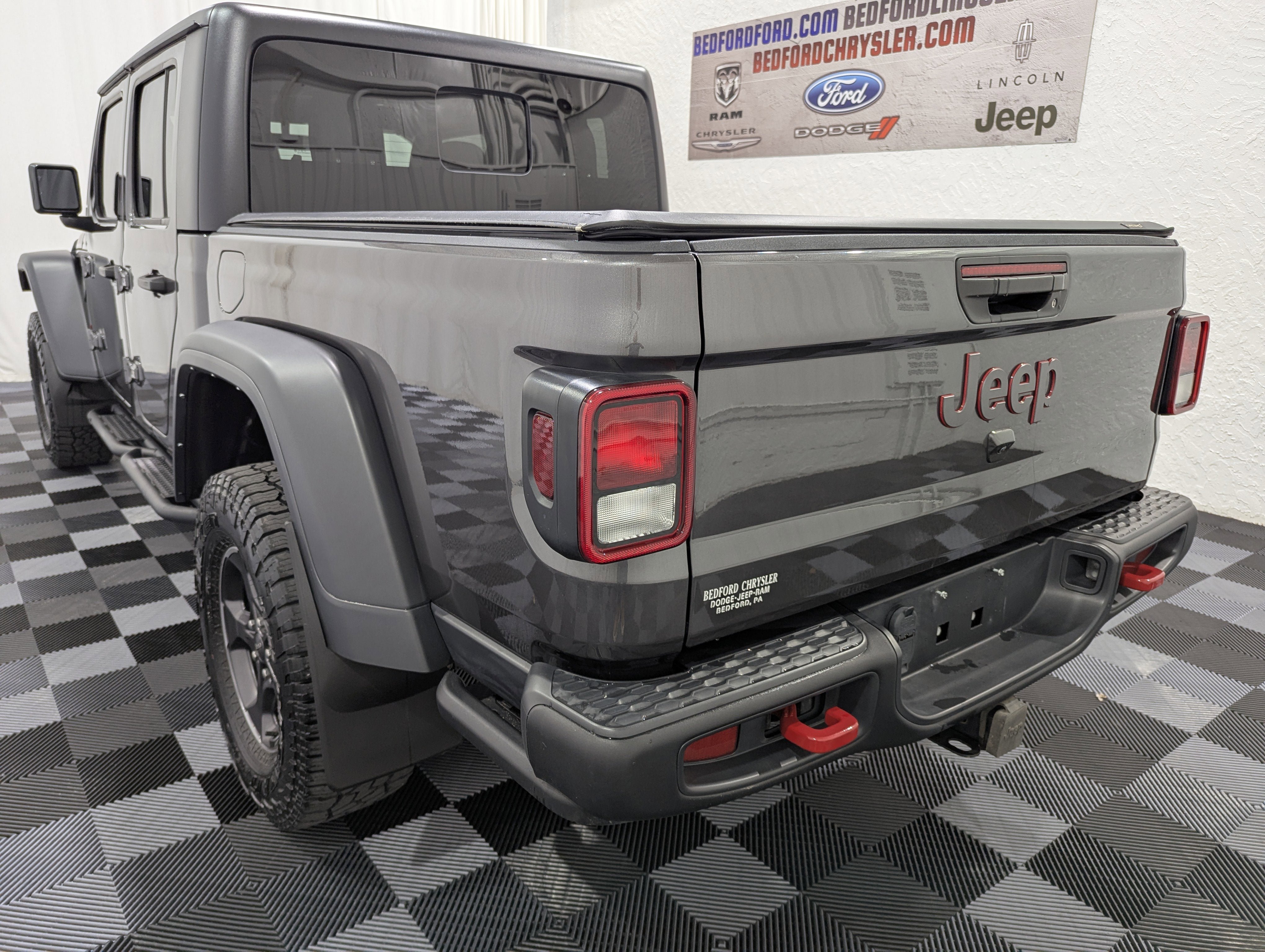 Used 2022 Jeep Gladiator Rubicon w/ Cold Weather Group AWD/4WD image 13