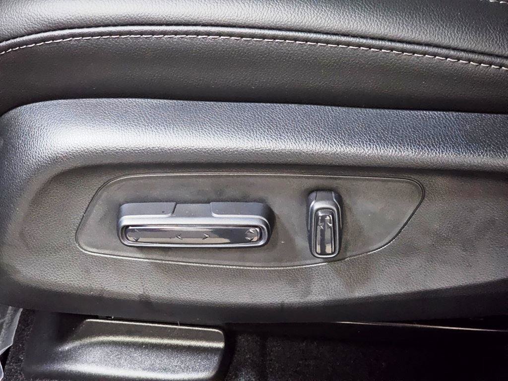 New 2026 Honda HR-V EX-L image 14