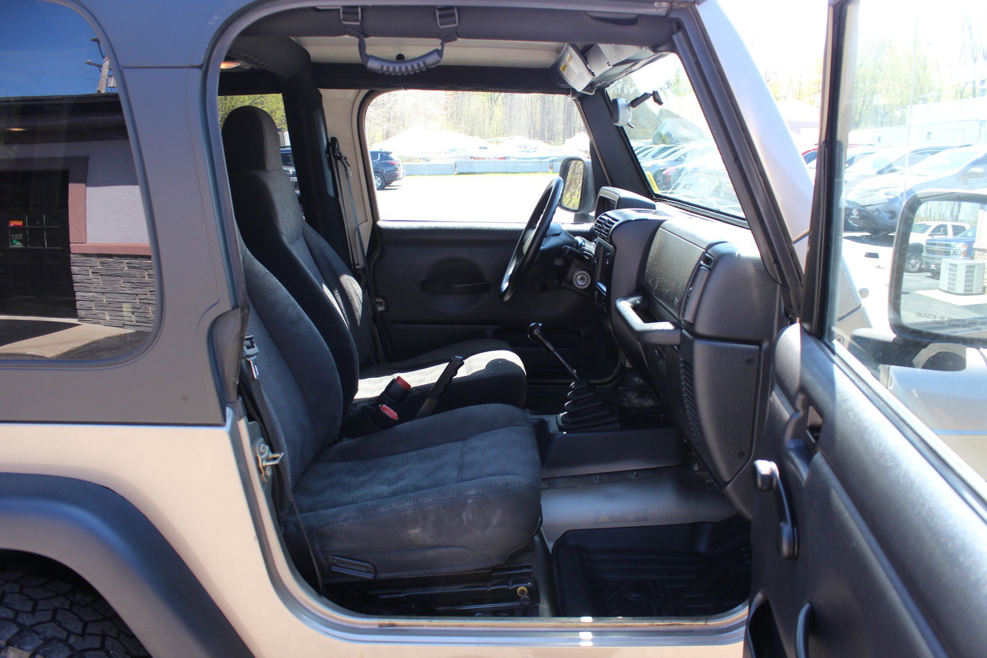 Used 2004 Jeep Wrangler SE w/ Ecco Tire & Wheel Group AWD/4WD image 29