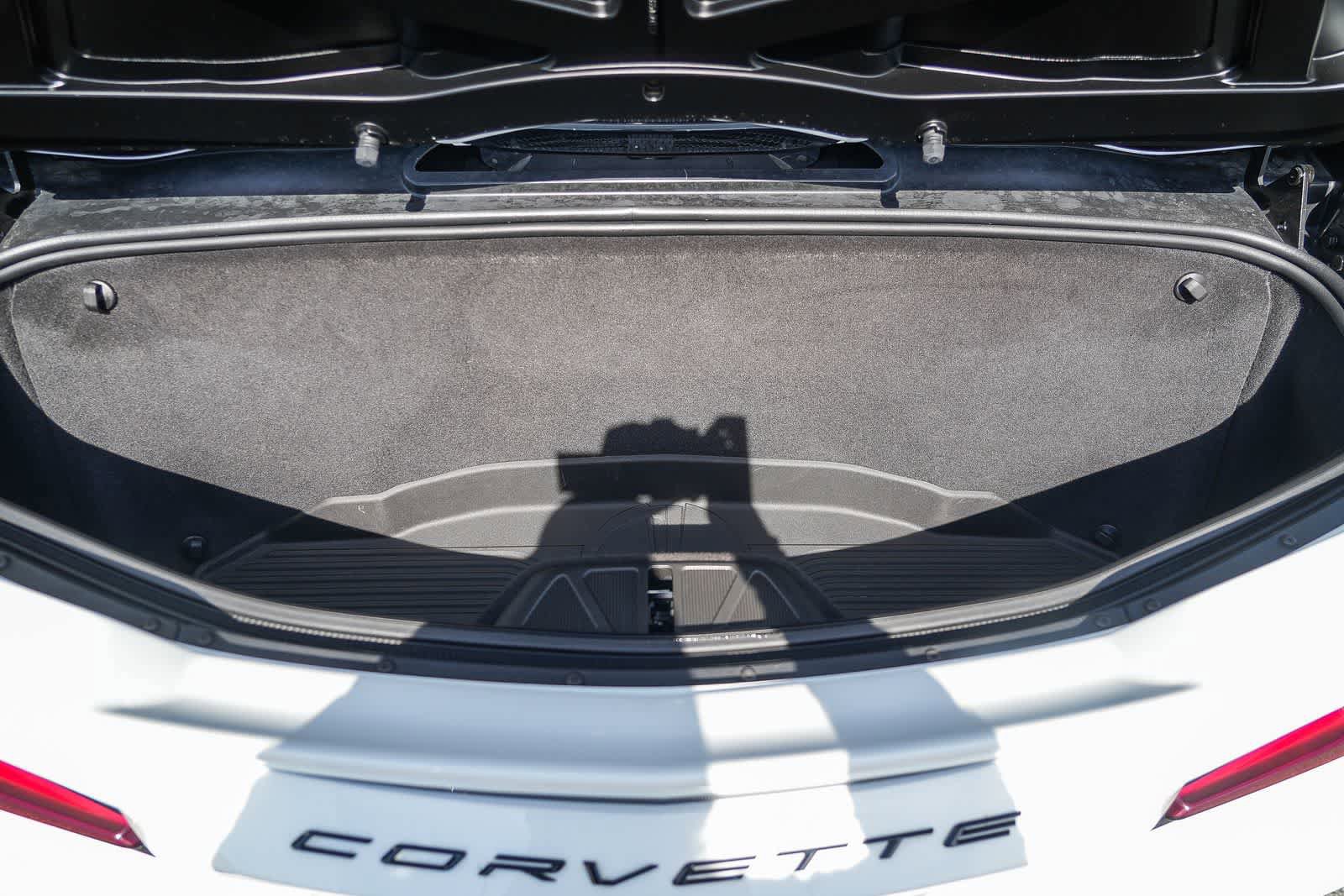 Used 2021 Chevrolet Corvette Stingray Premium Conv w/ Z51 Performance Package RWD image 22