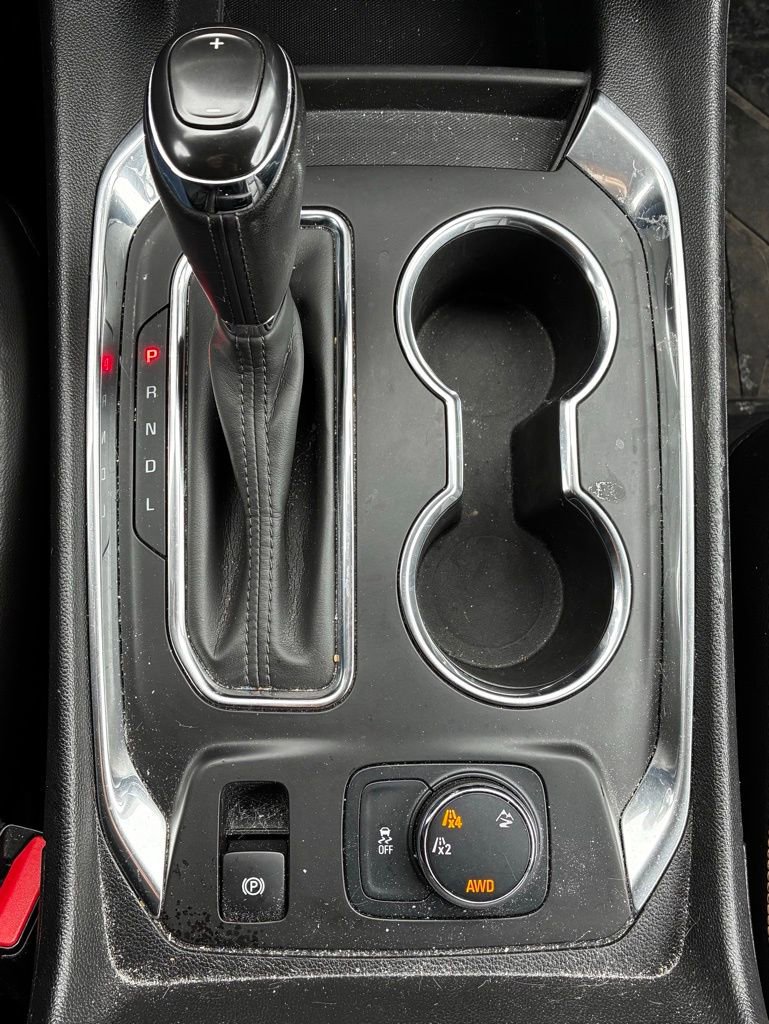 Used 2020 Chevrolet Traverse LT w/ LPO, Floor Liner Package image 30