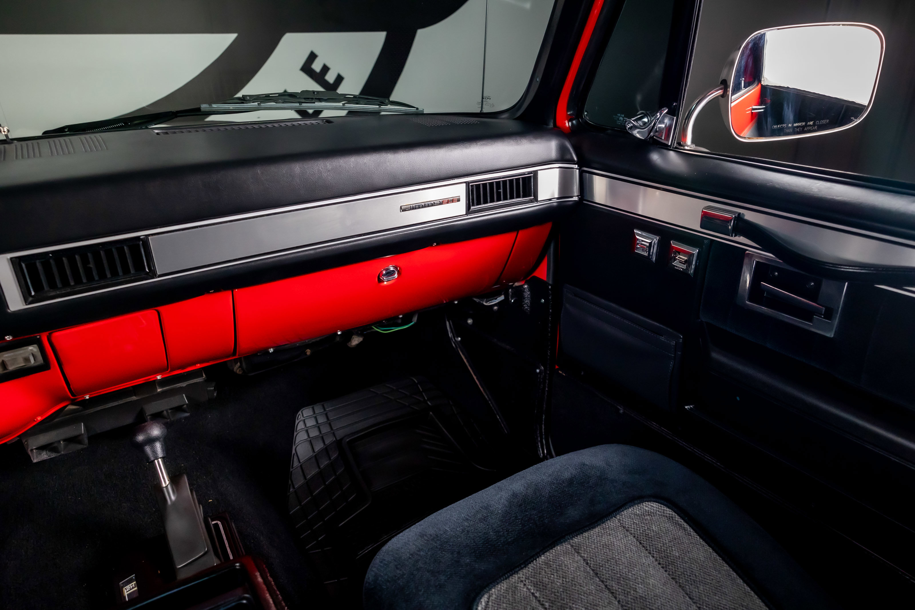 Used 1989 GMC Jimmy 4WD image 7