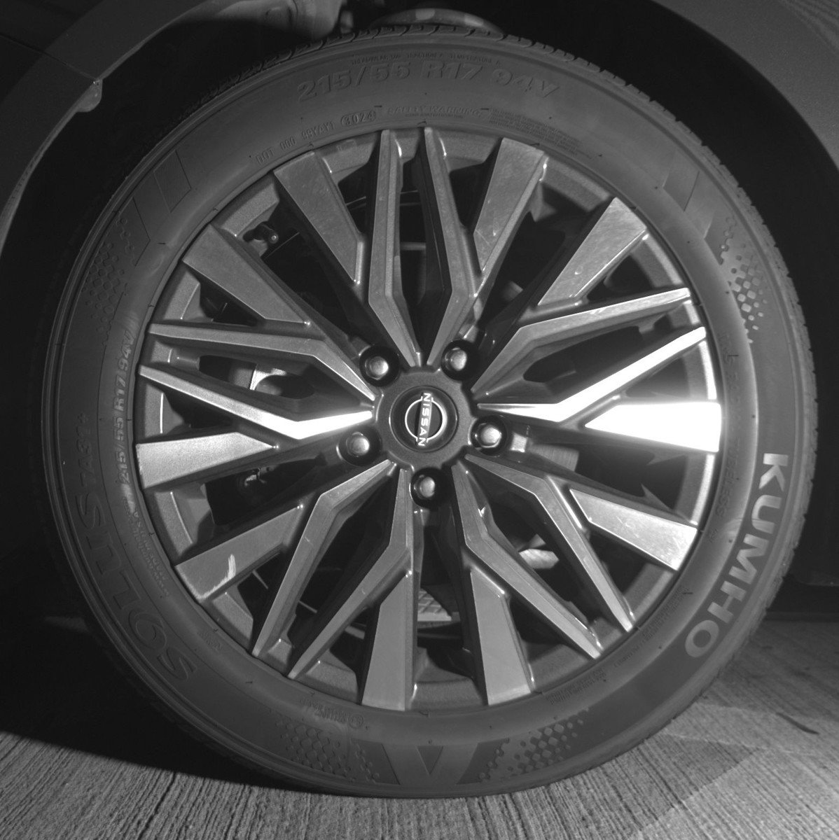 Used 2025 Nissan Altima 2.5 SV image 12