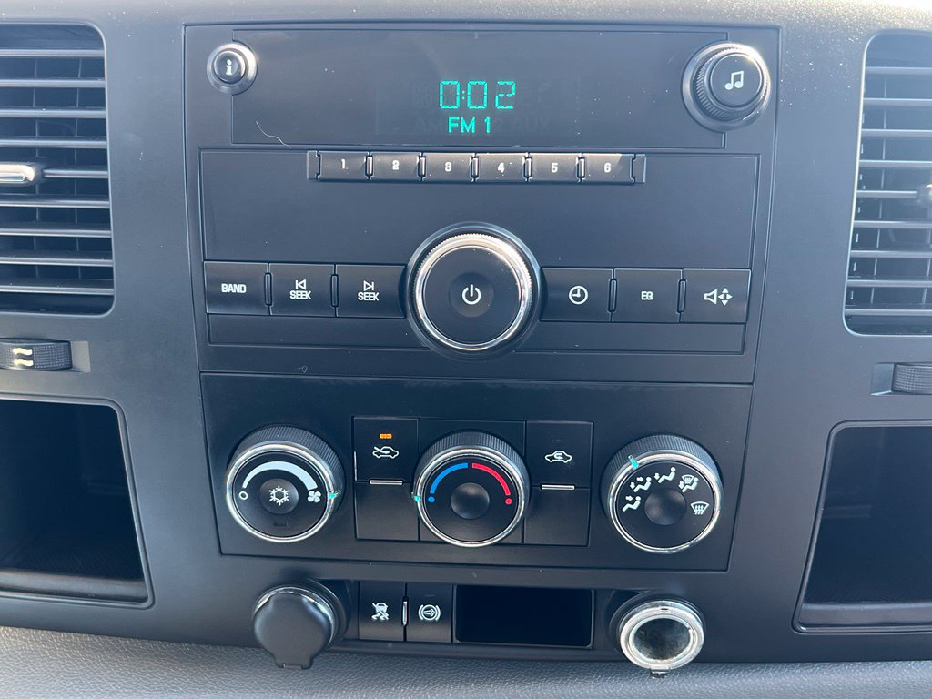 Used 2011 Chevrolet Silverado 2500 W/T AWD/4WD image 21