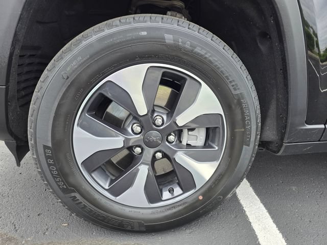 Used 2022 Jeep Grand Cherokee Limited 4xe w/ Luxury Tech Group II AWD/4WD image 12