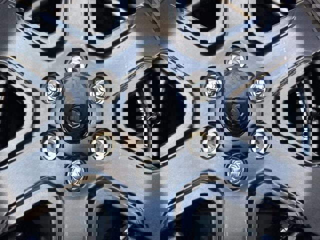 Used 2023 Ford Bronco Black Diamond image 18