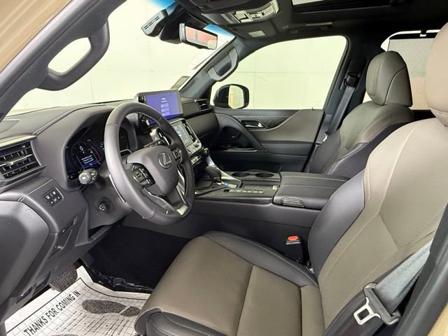 New 2025 Lexus LX 700h Overtrail image 5