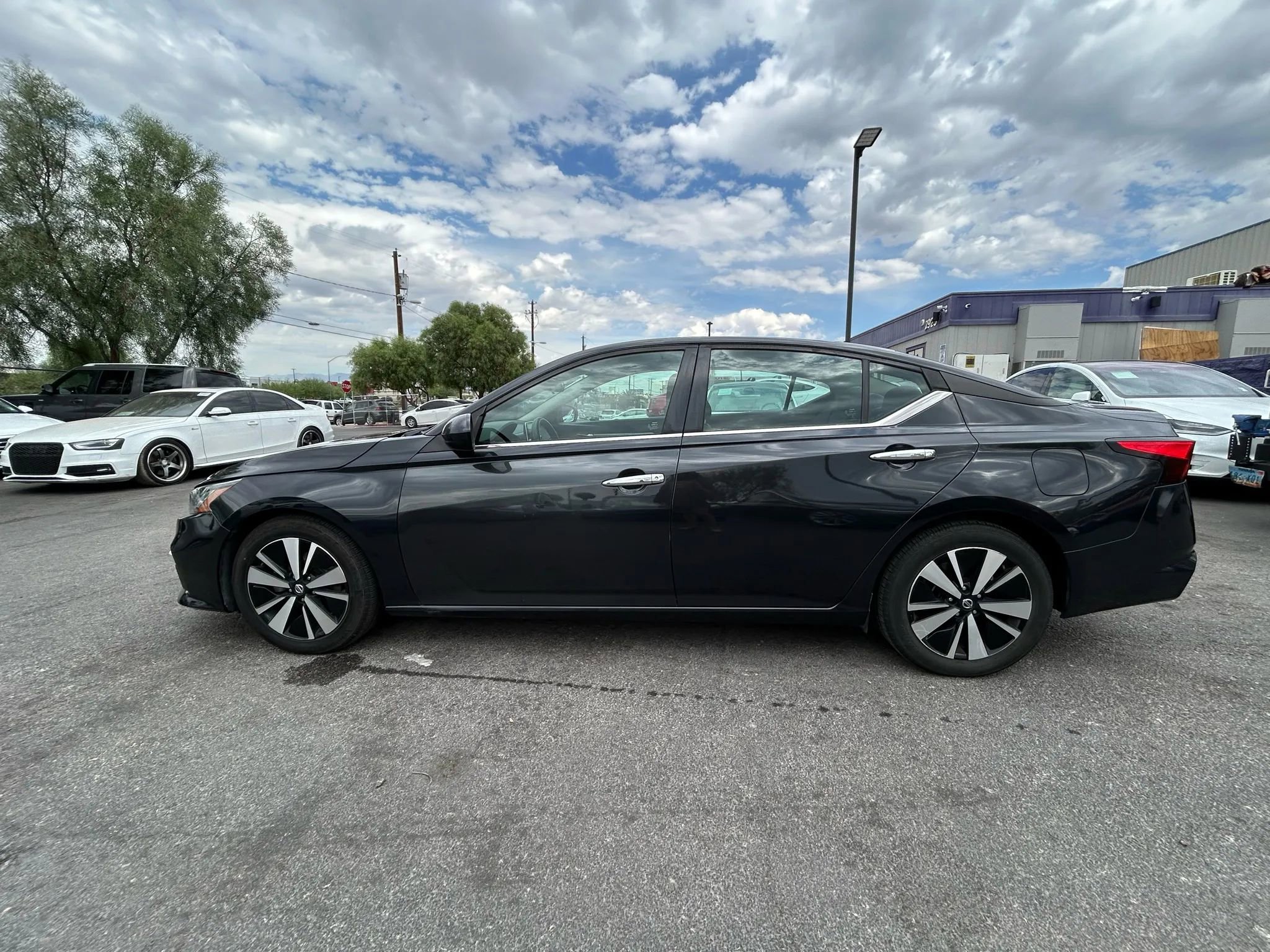 Used 2021 Nissan Altima 2.5 SV image 6