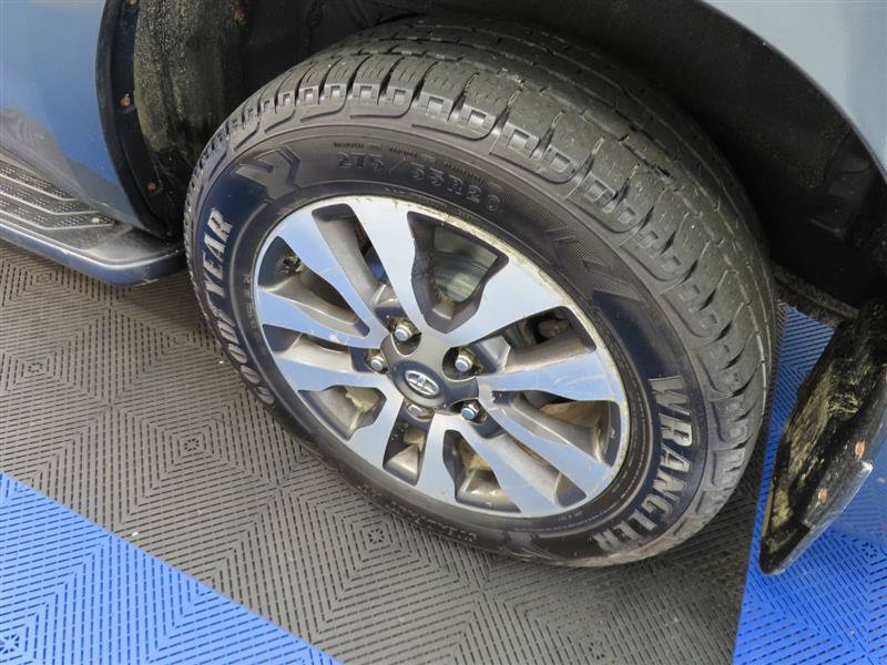Used 2019 Toyota Sequoia Limited w/ Safety & Convenience Package AWD/4WD image 7