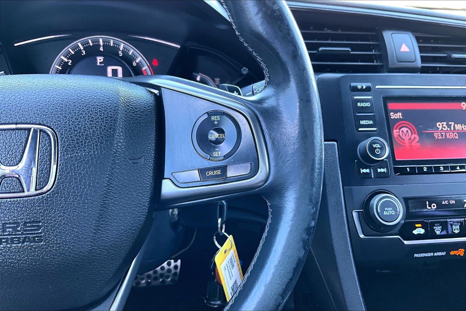 Used 2017 Honda Civic Sport image 20
