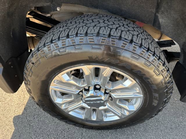 Used 2022 GMC Sierra 3500 Denali image 14