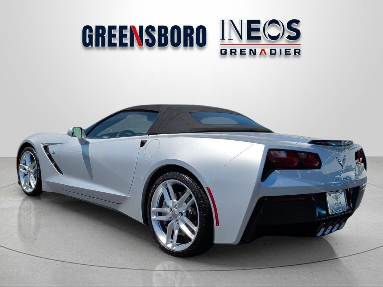 Used 2019 Chevrolet Corvette Stingray Convertible w/ 2LT Preferred Equipment Group RWD image 3