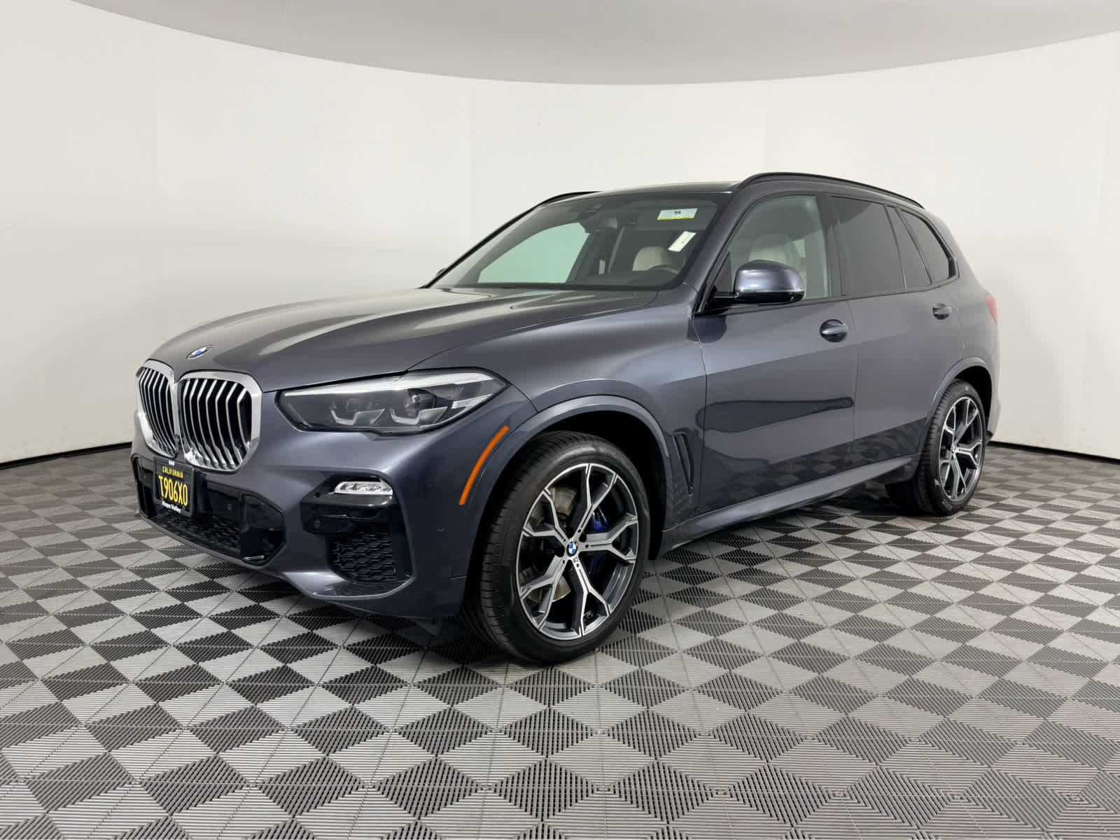 Used 2019 BMW X5 xDrive40i w/ M Sport Package image 7