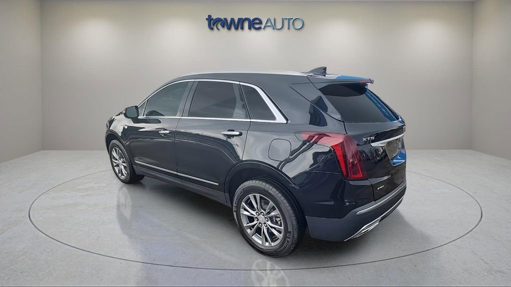 Used 2022 Cadillac XT5 Premium Luxury image 3