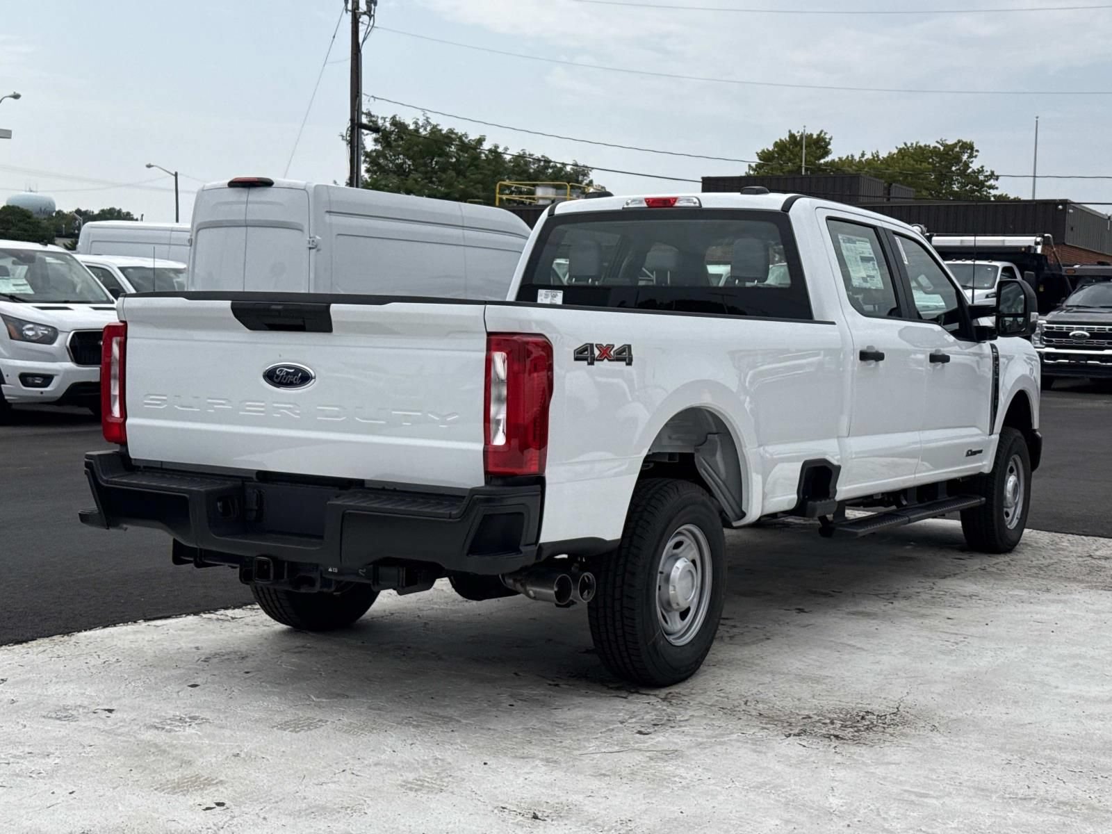 New 2026 Ford F250 XL AWD/4WD image 3