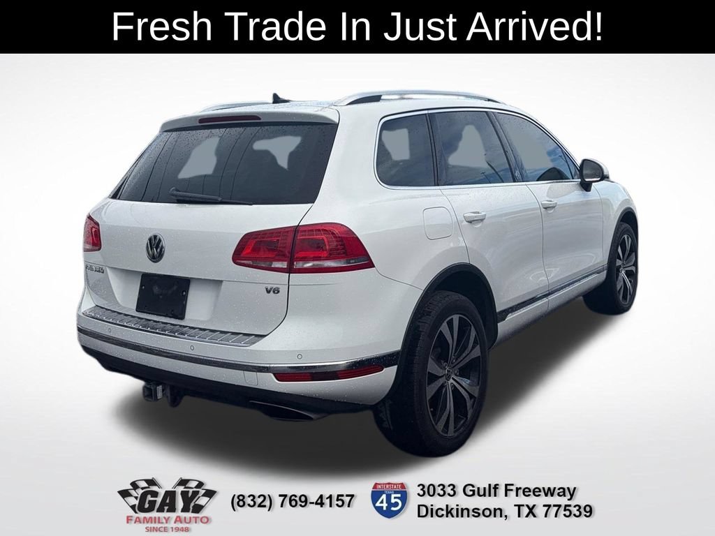 Used 2017 Volkswagen Touareg Wolfsburg Edition AWD/4WD image 9
