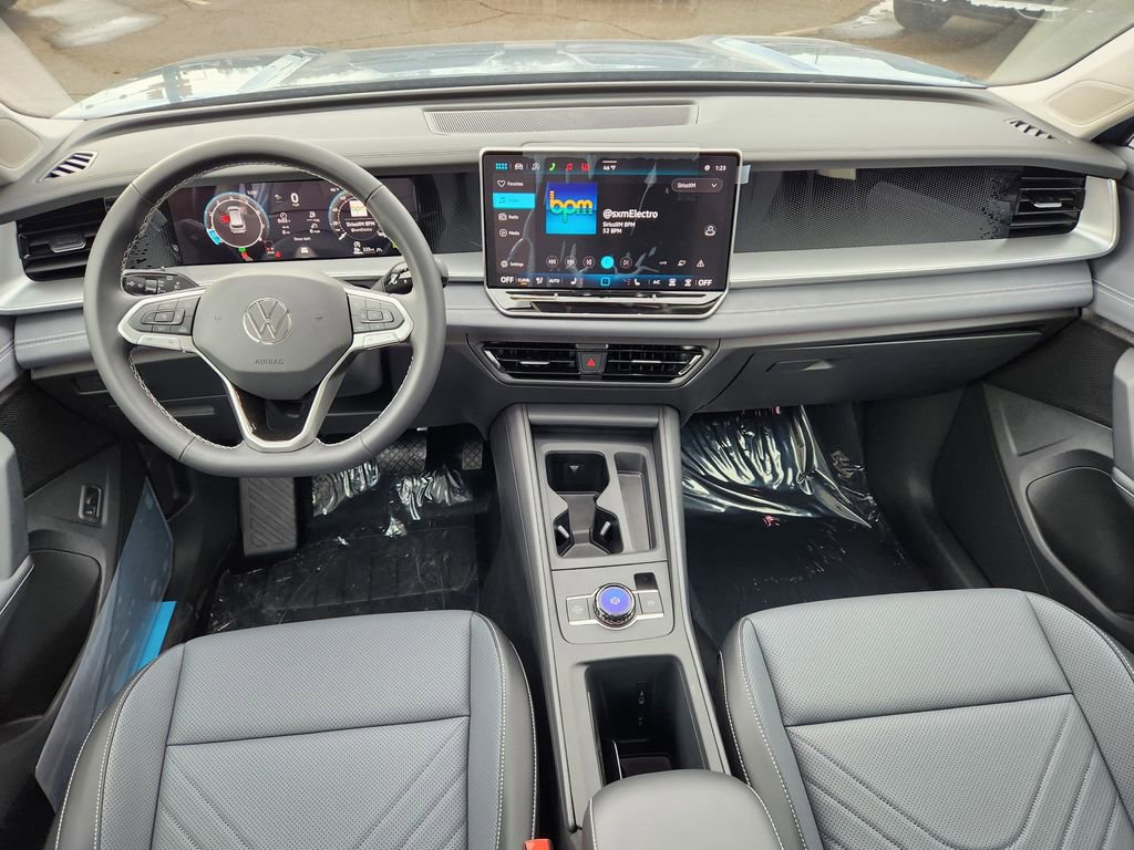 New 2026 Volkswagen Tiguan SE AWD/4WD image 10