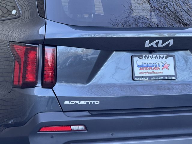 Used 2023 Kia Sorento X-Line EX image 19