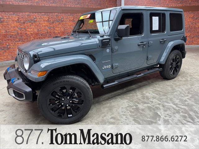 Used 2024 Jeep Wrangler Unlimited Sahara w/ Technology Group