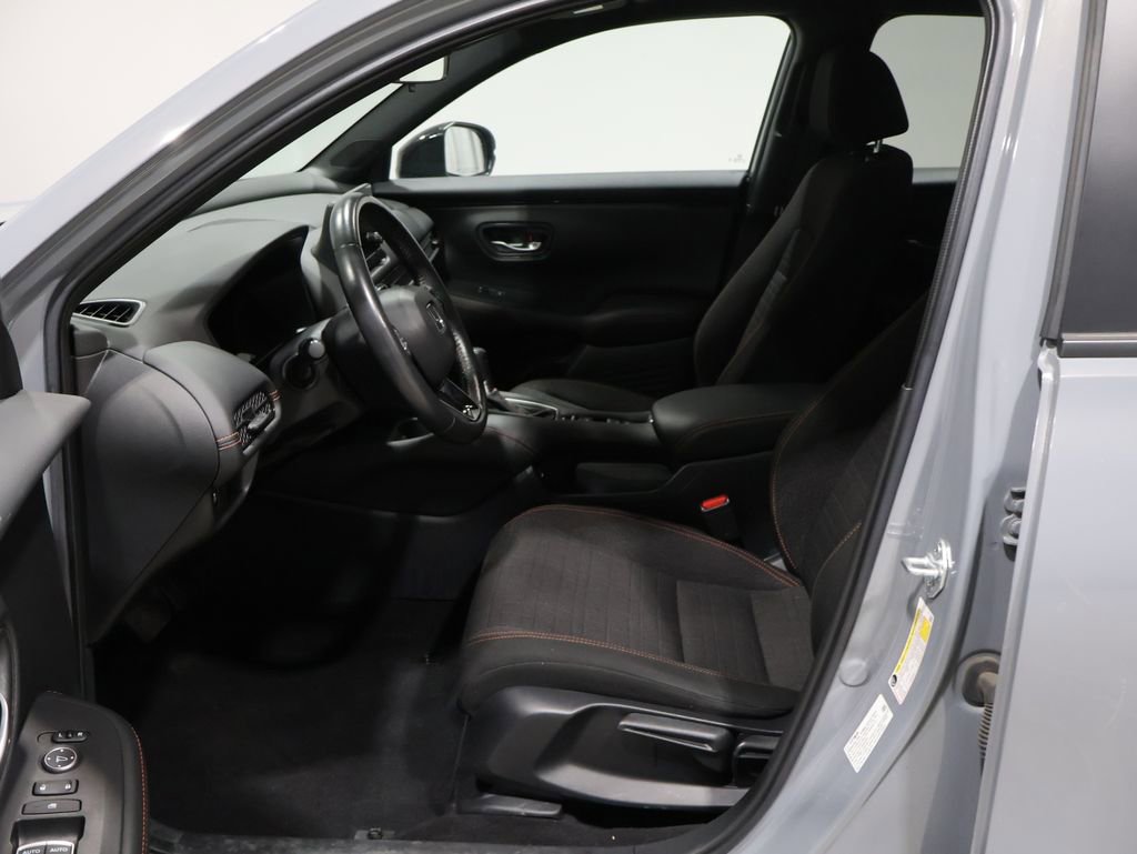 Used 2024 Honda HR-V Sport image 8