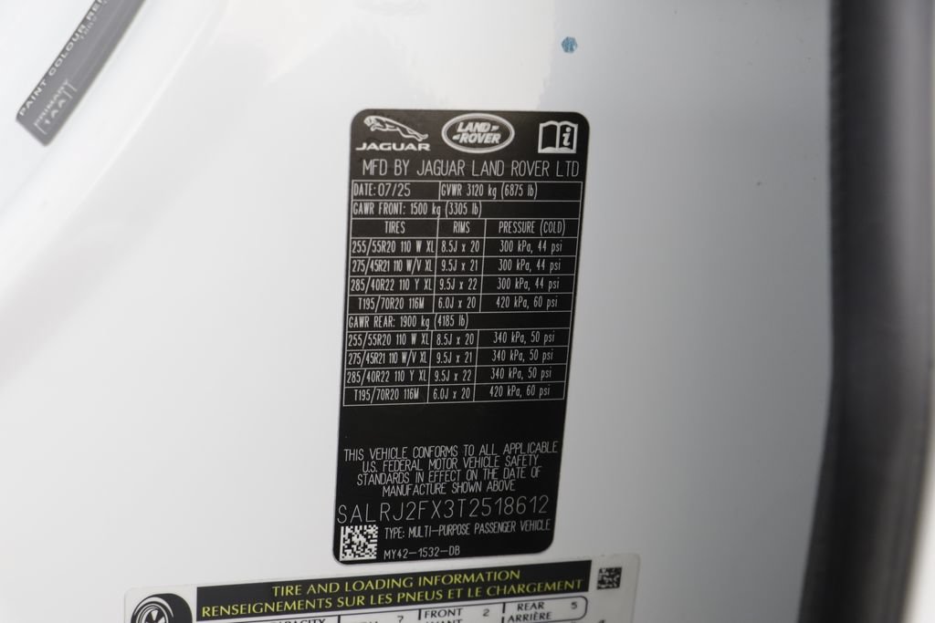 Certified 2026 Land Rover Discovery S AWD/4WD image 26