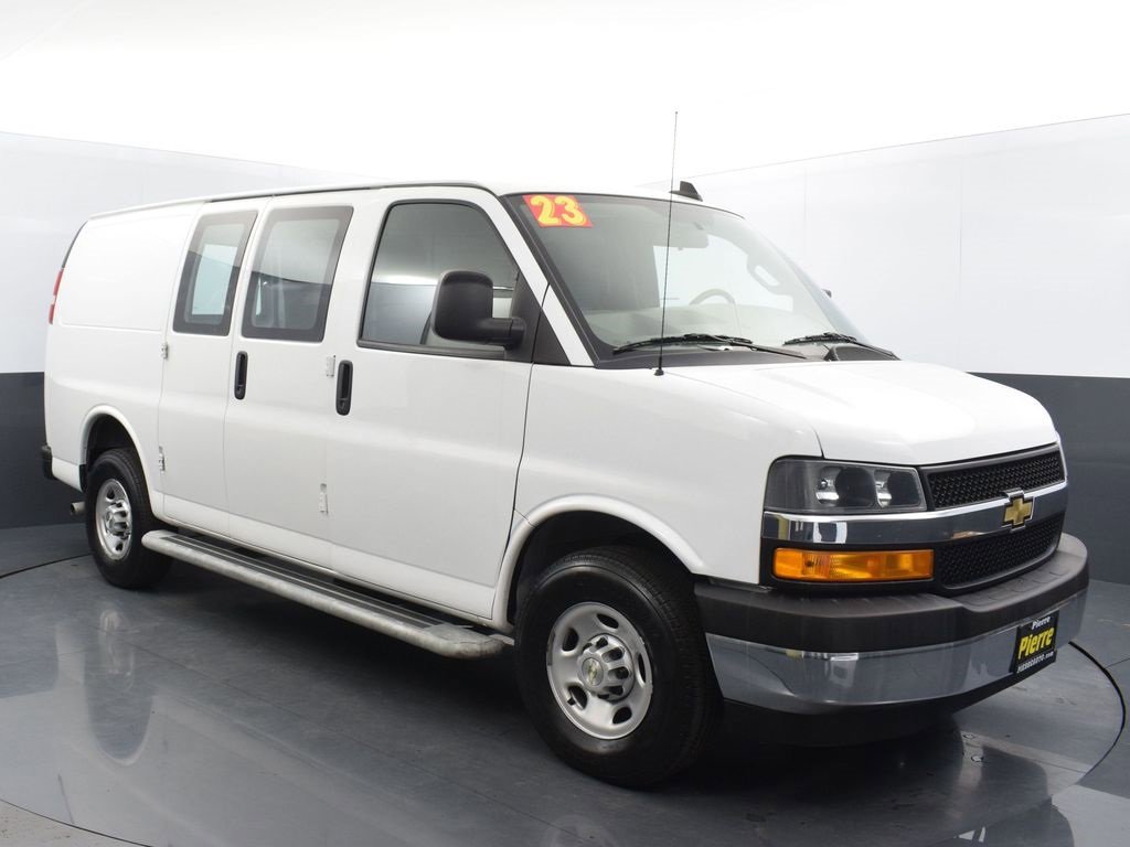Used 2023 Chevrolet Express 2500 w/ Driver Convenience Package image 3