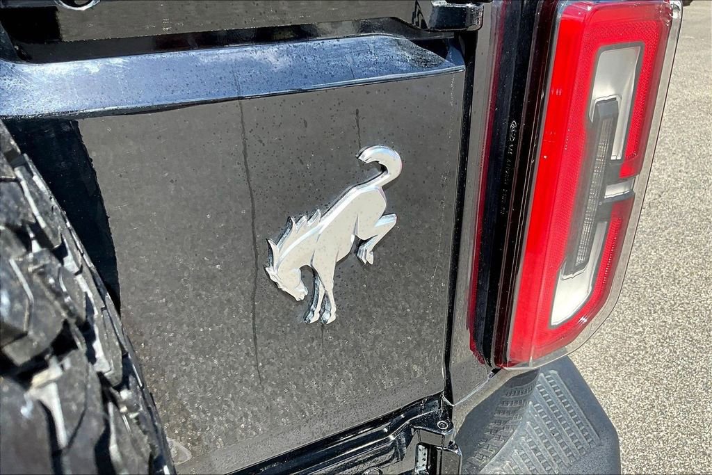 Used 2024 Ford Bronco Badlands image 26