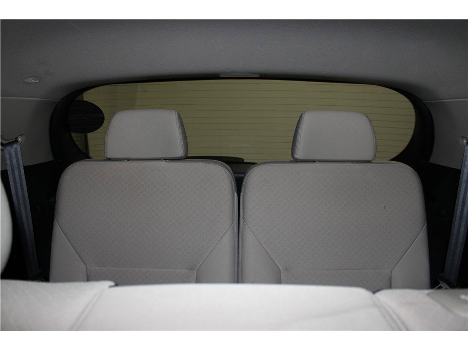 Used 2020 Kia Sorento LX image 17