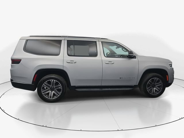 Used 2024 Jeep Wagoneer Series II w/ Flexible Seating Group image 11