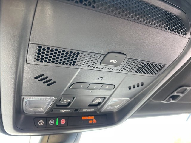 Used 2024 Cadillac XT5 Premium Luxury image 34