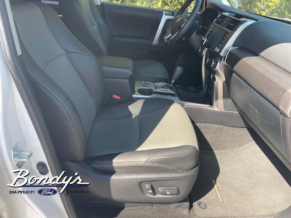 Used 2021 Toyota 4Runner SR5 Premium w/ Moonroof Package RWD image 18